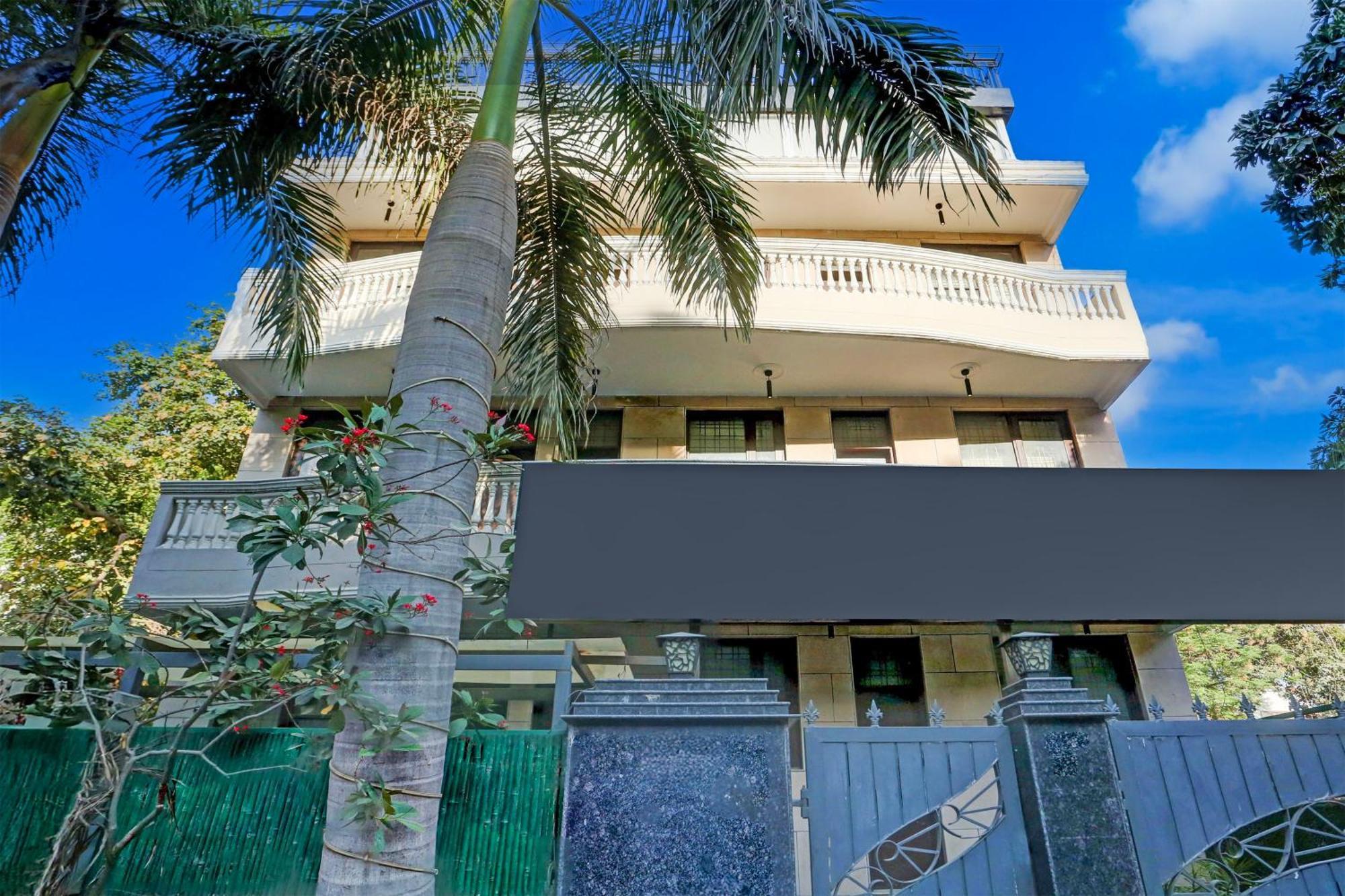 Super Townhouse Sushant Lok Phase 1 Formerly Hotel Neven Gurgaon Ngoại thất bức ảnh